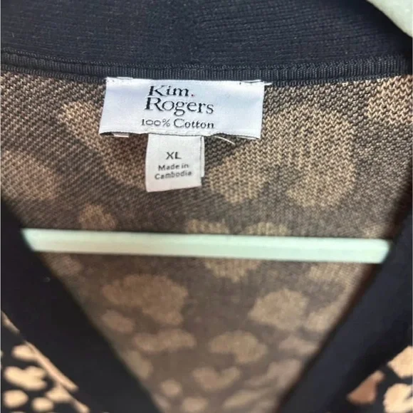 Kim Rogers Black and Tan Cardigan - Picture 2 of 8